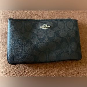 Coach Pouchette Missing Strap